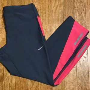 Nike running dri-fit crops